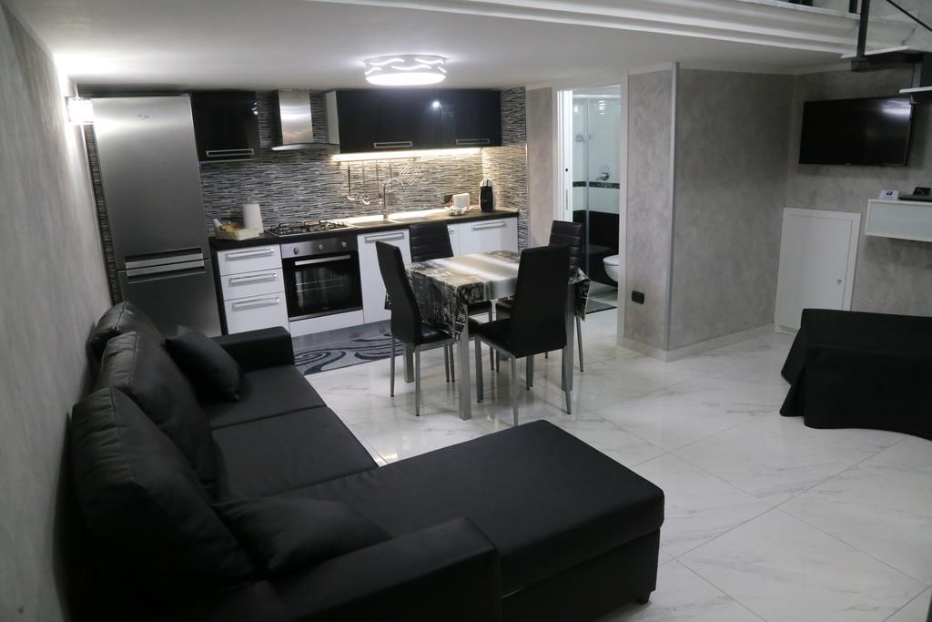 Casa Vacanze Sannazzaro 70 Neapel Exteriör bild
