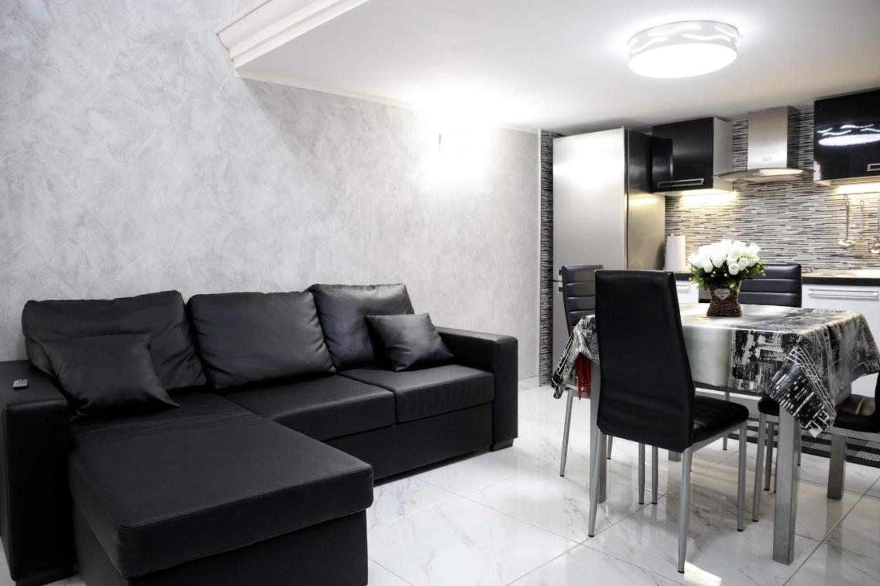 Casa Vacanze Sannazzaro 70 Neapel Exteriör bild